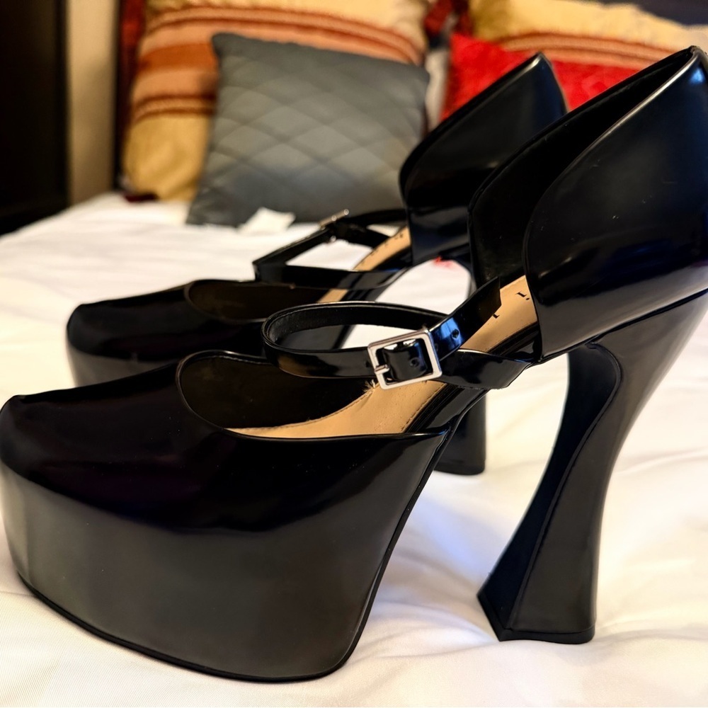 Gianni Bini Black Patent Platform Heels (Size 8.5) 🖤 Black Patent Leather Heels - Picture 4 of 9